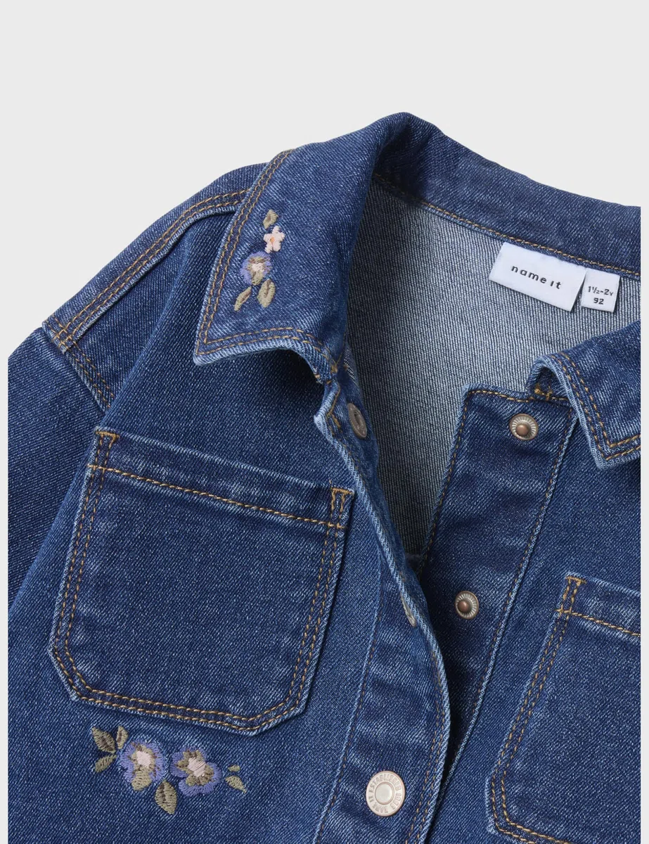 NAME IT Nmfkara Emb Dnm Jacket 1224-Fr, Dark Azul Denim, Numeric_122 para Niñas