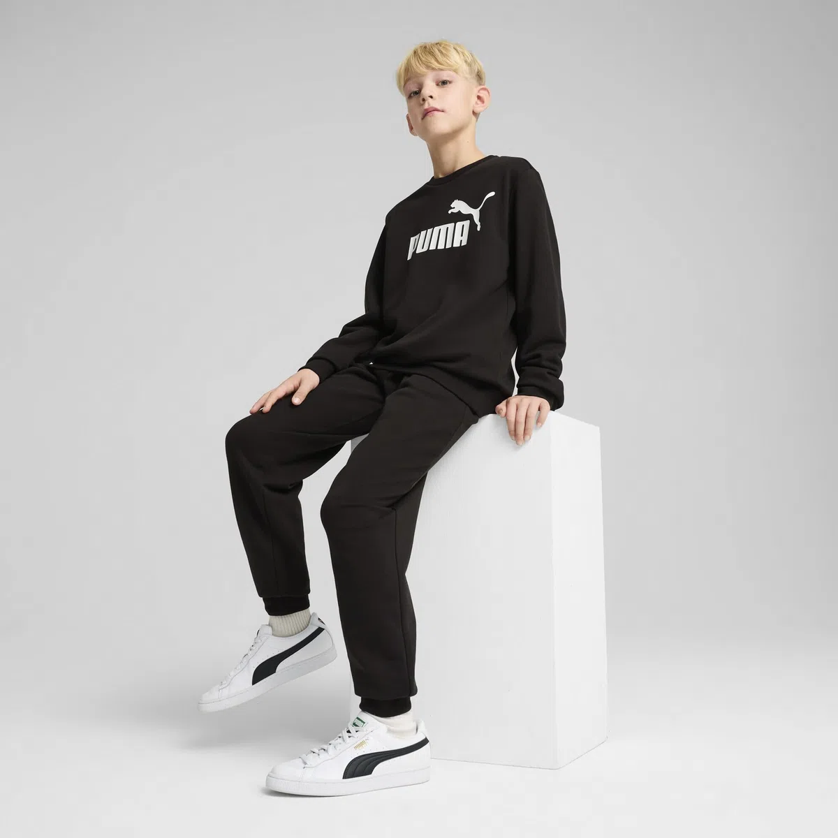 PUMA Ess No.1 Logo Crew Sweat Suit Tr B Abiti lavorati a maglia Niños (Pack de 1)