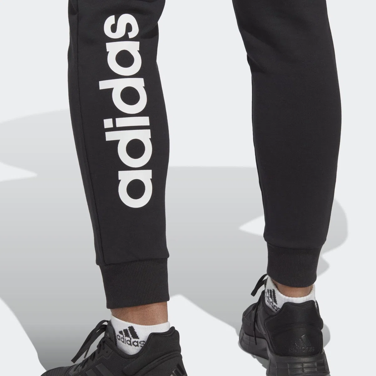 Adidas Mujer Essentials Linear French Terry Cuffed Pants