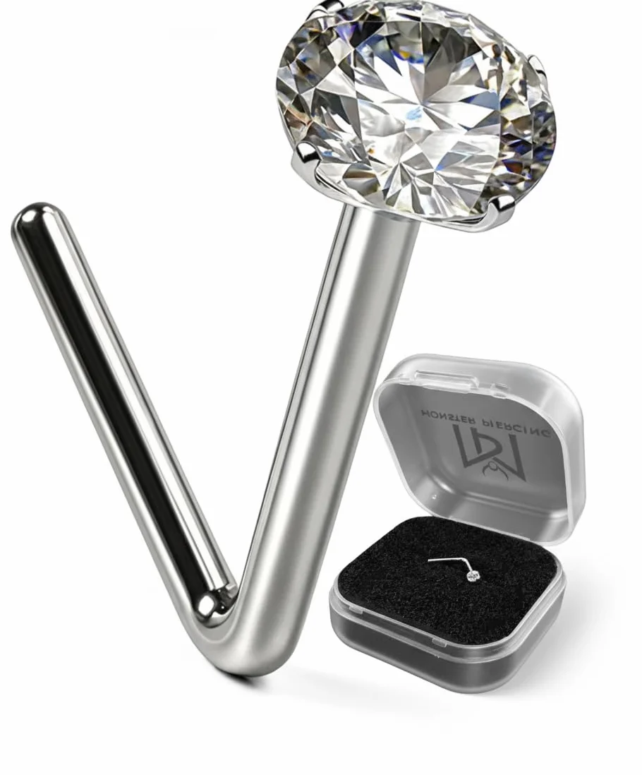 Monster Piercing - Perno/Stud de Nariz con Punto de Luz. Palo en Ángulo. Oro Blanco de 9 Quilates. Piedra: Circonita Blanca Redonda. Calibre: 22G (0,6 mm). Longitud del Perno: 8mm. Hipoalergénico
