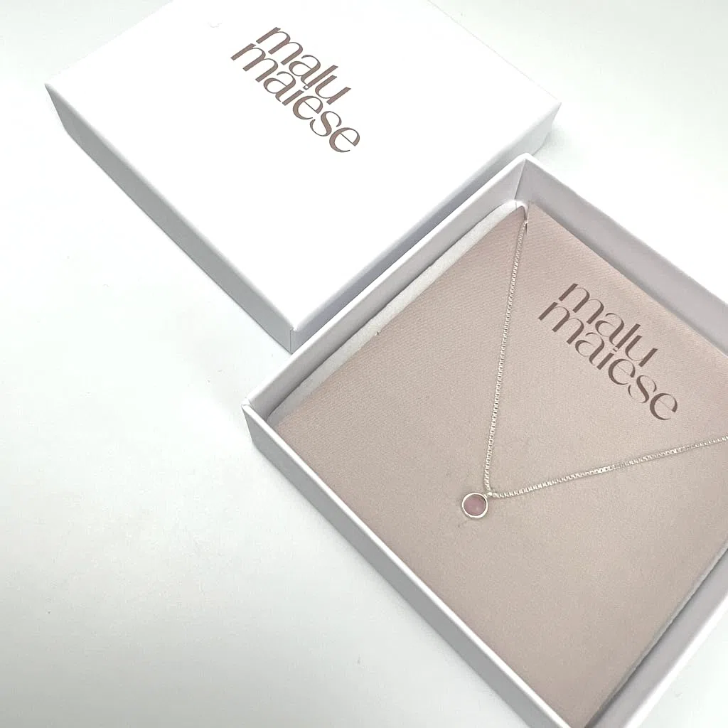 Collar Mini Stones Plata 925, Colgante Minimalista con Piedra Semi Preciosa, Cadena Veneciana Plata y Mineral para Mujer (Cuarzo Rosa, 40 cm en Plateado)