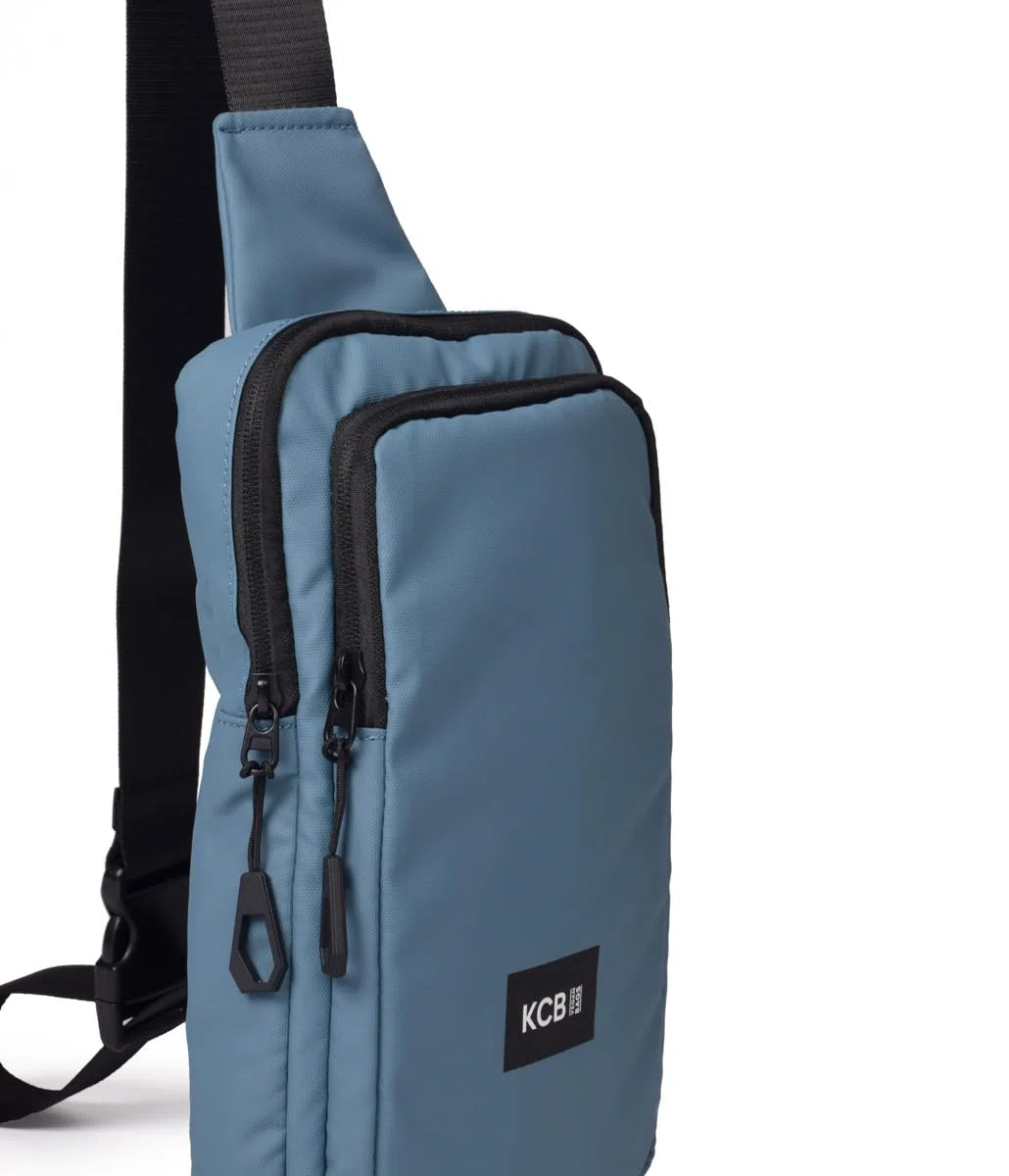 KCB Jamonera de Hombre Skid | Diseño Espacioso y Práctico | Bolsillos Multiusos | Asas Ajustables | 100% Vegano