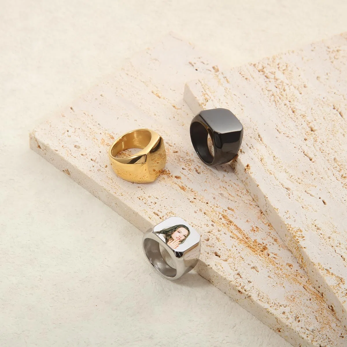 Personalizada de Acero Inoxidable Signet Anillo Personalizado Foto Grabado para Hombres Mujeres Mejor Amigo Memorial Regalo Imagen con Ajustadores de Tamaño de Anillo