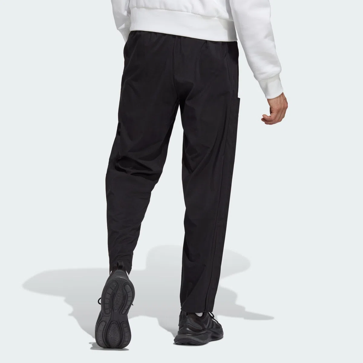 adidas Hombre AEROREADY Essentials Stanford Open Hem Embroidered Small Logo Pants, Black, M