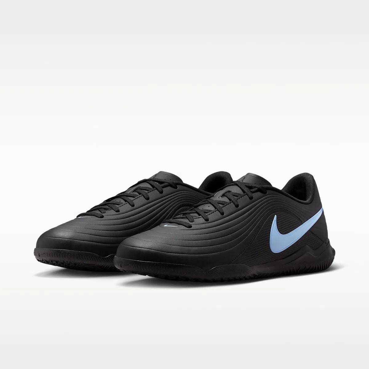 Nike Tiempo Maestro Club IC Indoor Soccer ShoesHombre