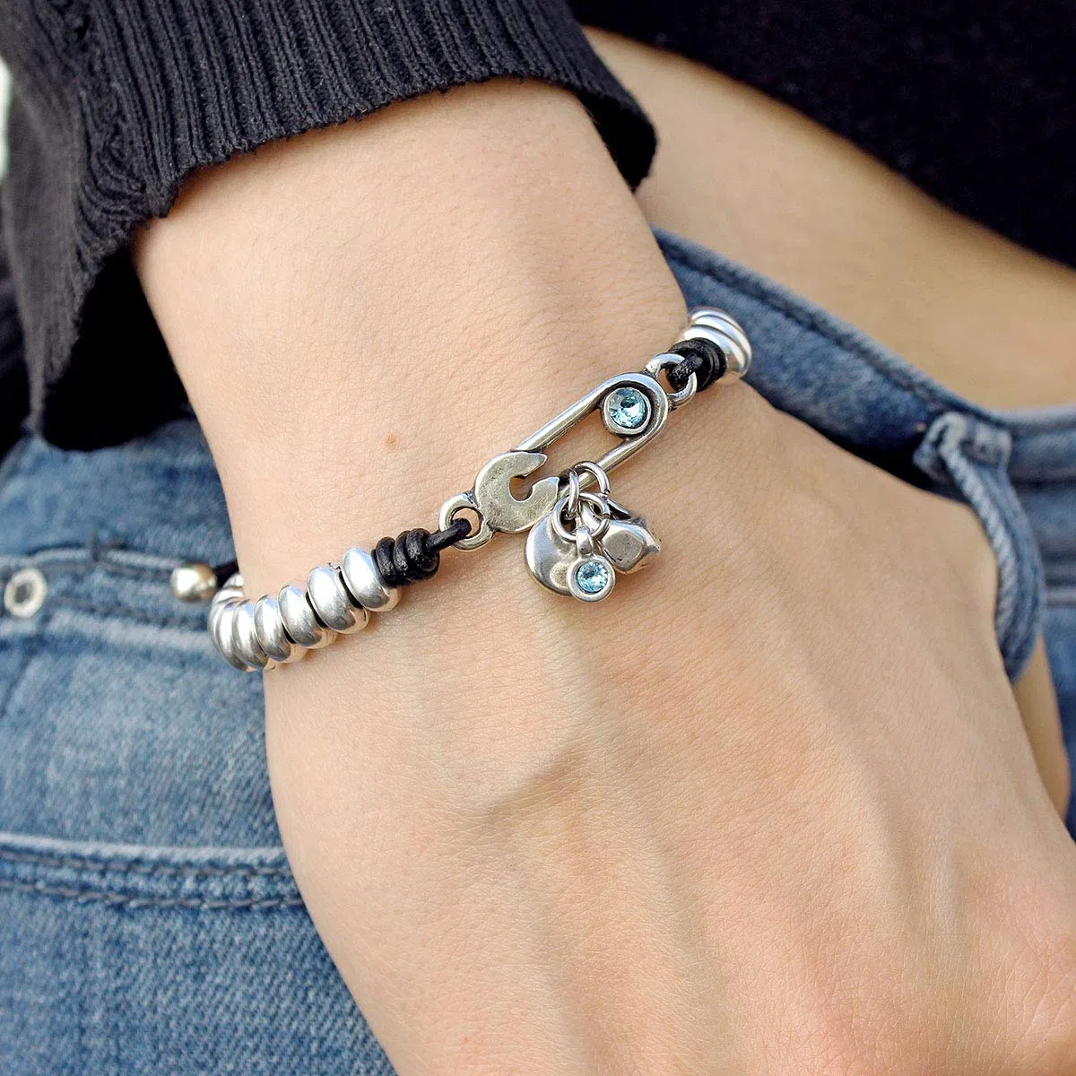Pulsera de cuero con cristal, hecha a mano por Intendenciajewels - Pulsera de cristal - Pulsera de cuero - Pulsera de mujer - Pulsera ajustable de 16-19,5 cm.