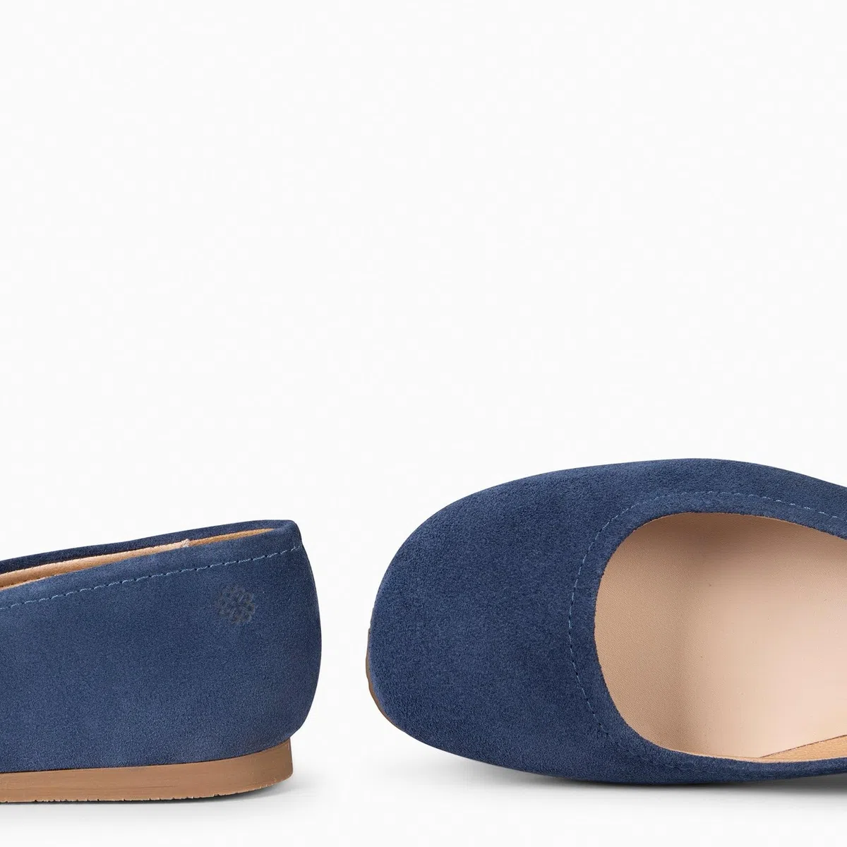 miMaO. Merceditas de Horma Ancha para Mujer con Plantilla de Piel. Zapatos Planos de Piel Fabricados en España