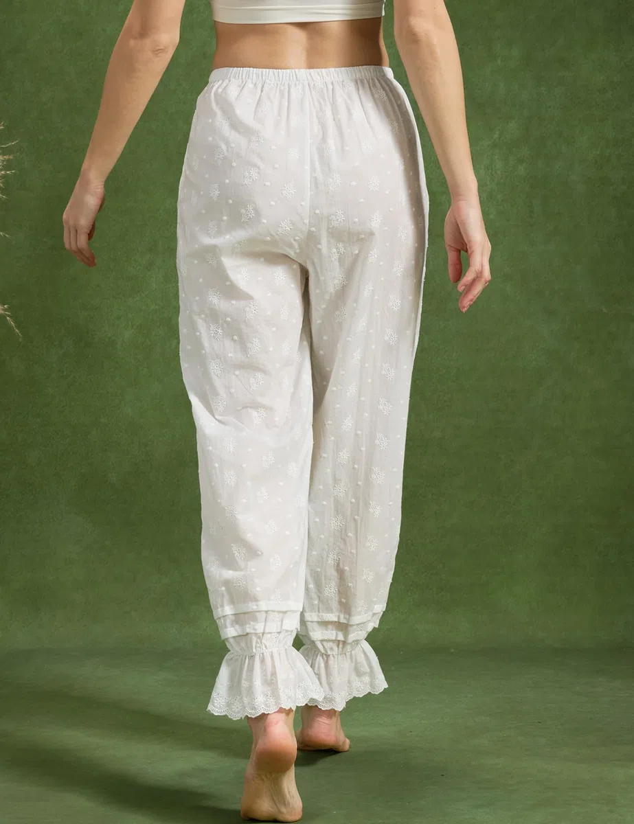 BEAUTELICATE Pantalones de Pijama para Mujer Estilo Vintage Victoriano Pantalones Largos de Algodón con Volantes Cómodos Blanco