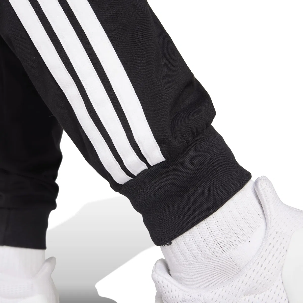 Adidas Mujer Essentials 3-Stripes Jogger Pants